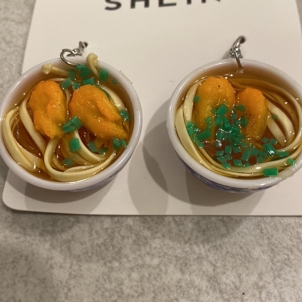 Pho 🍜 bowl earrings! - Picture 8 of 9